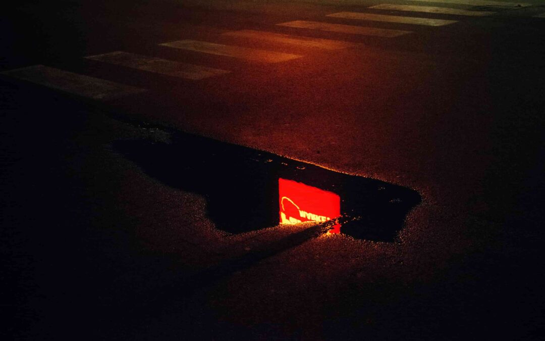 Perché si formano davvero le buche stradali? Imparando insieme a GeoPop